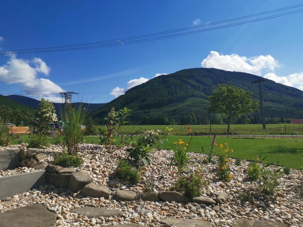 Hotel Maralak Kuncice pod Ondrejnikem Bagian luar foto